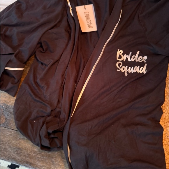 ASOS misguided bride squad robe NWT size 4 us - Picture 4 of 6